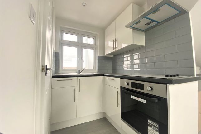 7B Studio, Station Road, Mill Hill photo 3