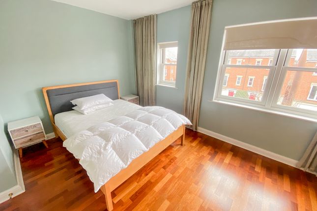Town house to rent in St. Nicholas Place, Milford Street, Derby