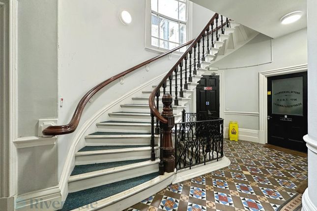 Flat 2, Victoria Chambers, Bowlalley Lane, Hull photo 2