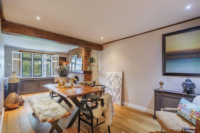 1, Takeleys Manor Cottages, Epping Upland photo 4
