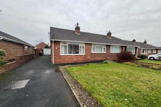 Thumbnail Bungalow to rent in Gisburn Avenue, Lytham St. Annes