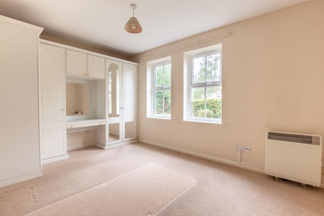 10 Meadow Court, Brassmill Lane, Bath photo 3