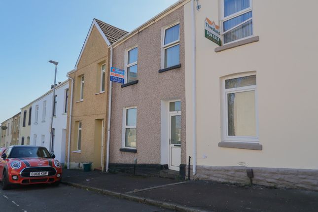 Shared accommodation to rent in Crymlyn Street, Port Tennant, Swansea