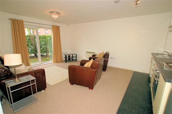 Penstock Drive, Stoke On Trent photo 3