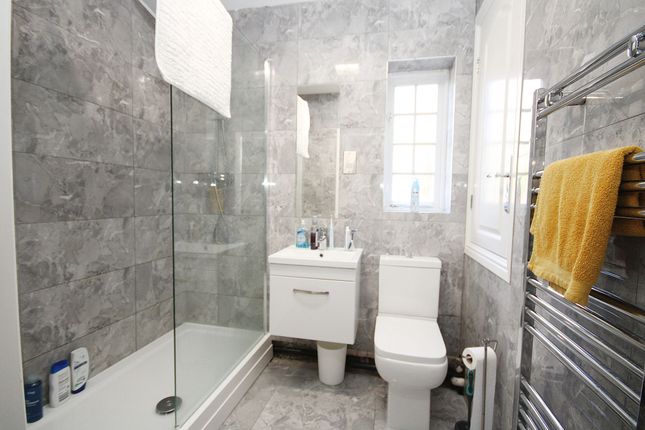 171 Butts Green, Warrington photo 5