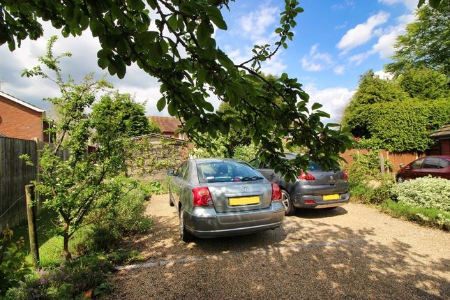 7, Quarry Hill Road, Borough Green photo 2