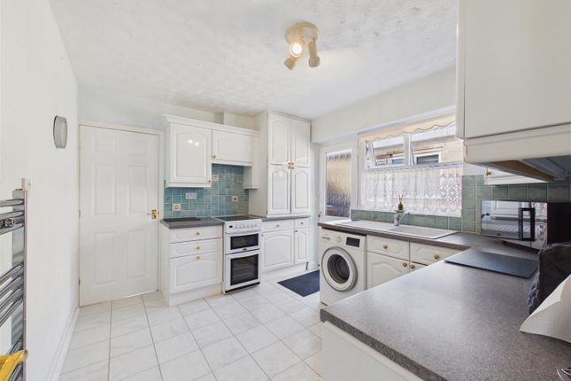 5, Gloucester Road, Willerby photo 2