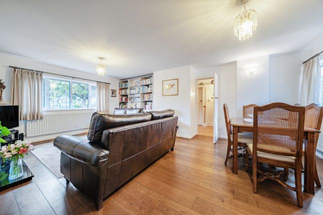 4, Longore Square, Wollaton photo 3