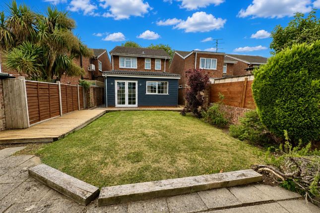 5, Brampton Court, Peterborough photo 2