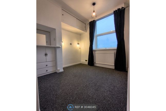 Quarmby Road, Huddersfield photo 2
