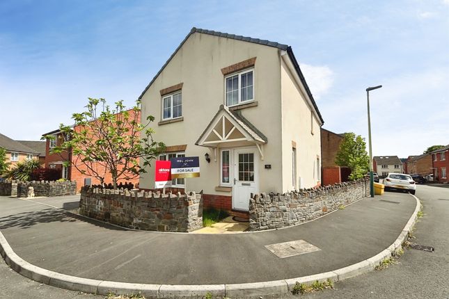 4-bed house on 46, Waun Draw, Caerphilly, £380,000