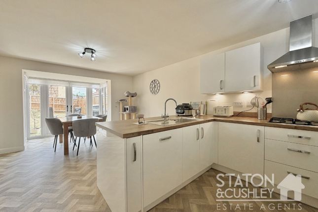 13 Juniper Drive, Mansfield photo 2