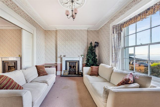 Brunswick House, 9 The Beach, Clevedon photo 4