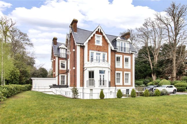 Flat for sale in Carter House, Calverley Park Gardens, Tunbridge Wells