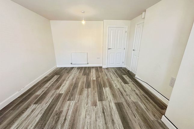 3, Juniper Drive, Mansfield photo 5