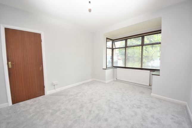 197, Collier Row Lane, Romford photo 4