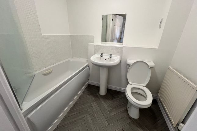 92a, Walker Road, Walsall photo 5