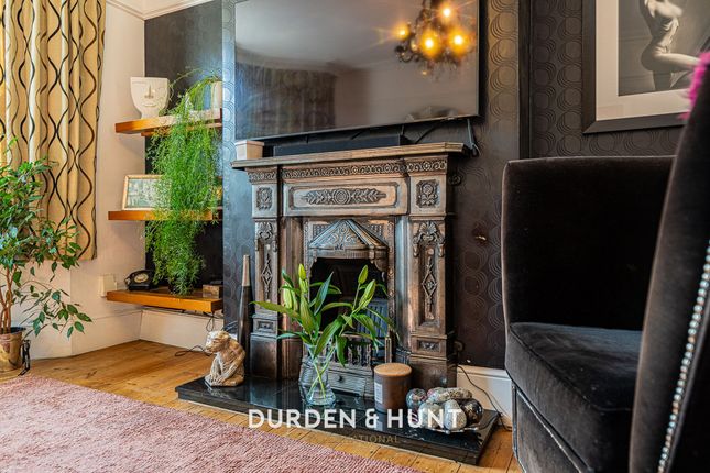 43 Honey Lane, Waltham Abbey photo 4