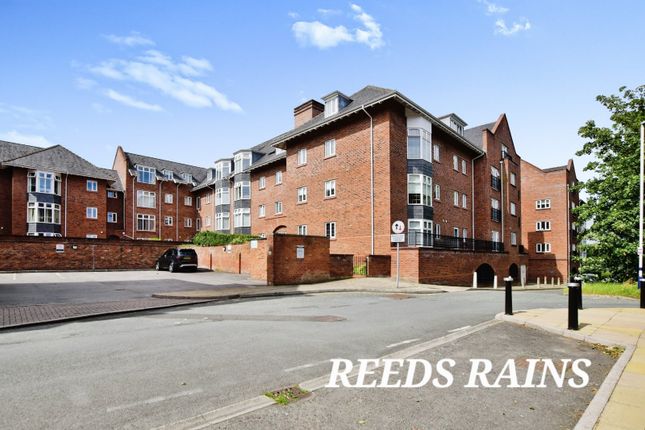 Flat for sale in Station Road, Wilmslow, Cheshire SK9