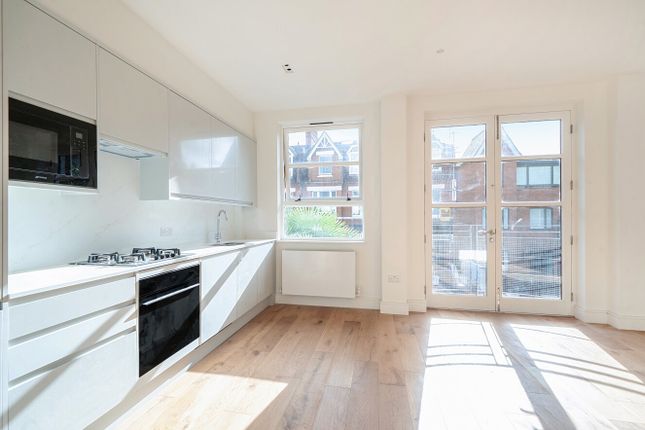 1a, Willoughby Road, London photo 3