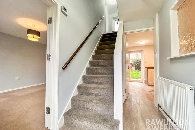 46, Belvedere Gardens, West Molesey photo 3
