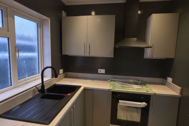 126 Abbotts Drive, Wembley photo 2