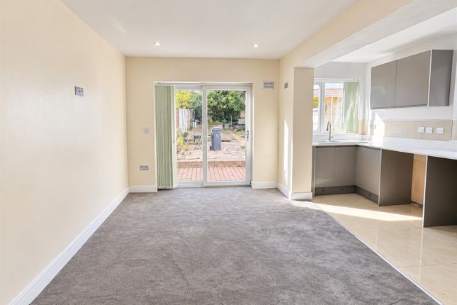 27, Westbrook Avenue, Walsall photo 5
