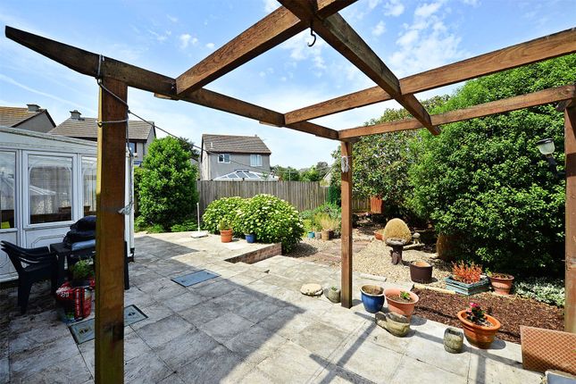 21, Ince Close, Cornwall photo 4