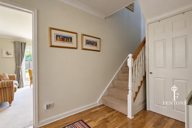 22B, Upper Third Avenue, Frinton-On-Sea photo 4
