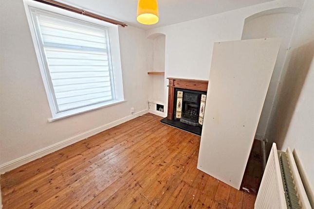 7, Vaughan Street, Pontypridd photo 5