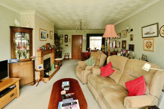 42, Blenheim Road, New Romney photo 2