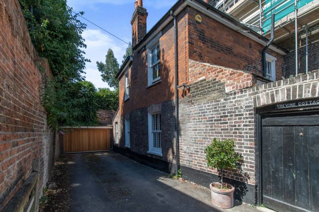 Thumbnail Mews house for sale in St. Margarets Mews, Rochester, Kent