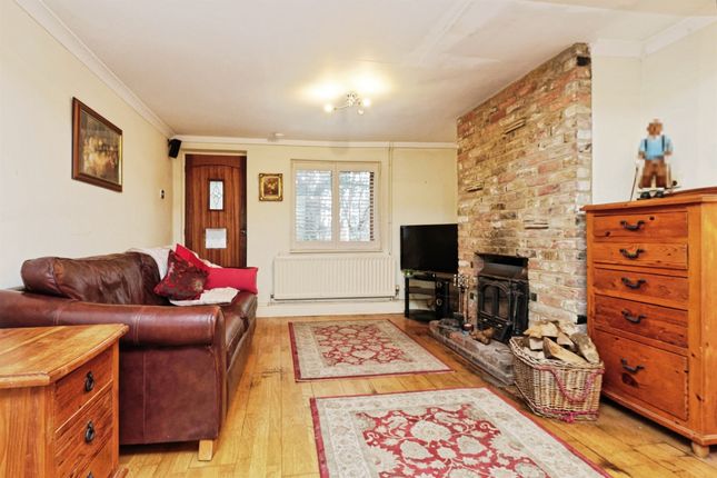 3, Four Oaks Cottages Bysing Wood Road, Faversham photo 3