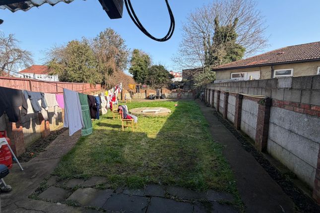 30, Lonsdale Road, Southall photo 4