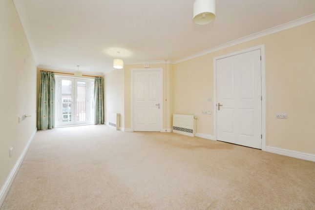Flat for sale in Eastbank Court, Eastbank Drive, Worcester, Worcestershire
