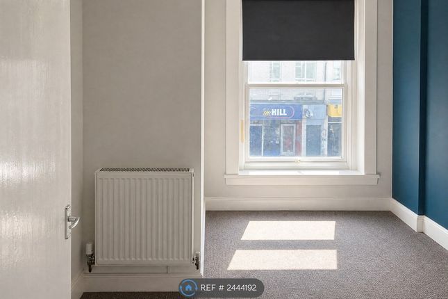 Flat, Marine Road Pensarn, Abergele photo 3