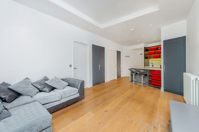 Flat to rent in Grantham House, Canary Wharf