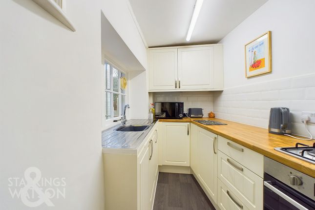 End terrace house for sale in Mill Hill Road, Norwich