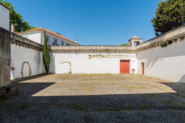 Farmhouse for sale in Belas, Lisbon, Portugal
