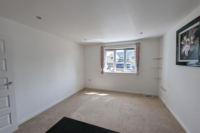 Flat 1, Oldfield House, Newport photo 4