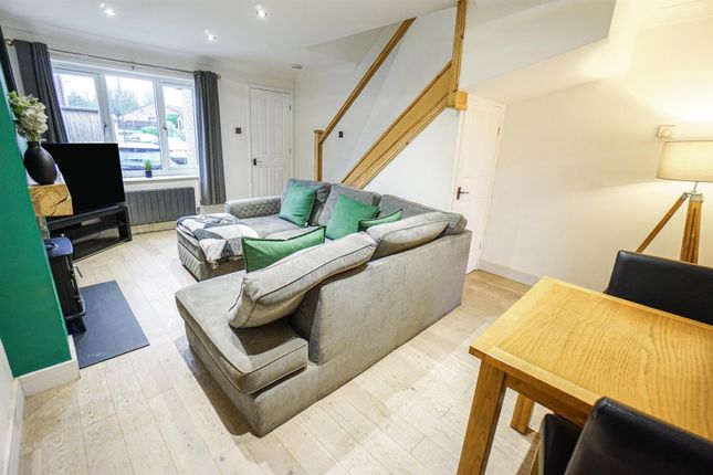 18, Fanshaw Avenue, Sheffield photo 3