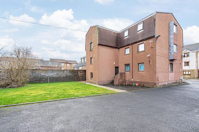 Thumbnail Flat for sale in 17 Miller Road, Dunfermline