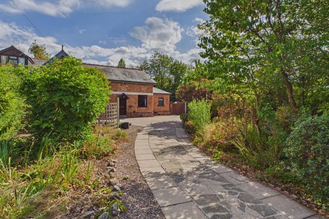 7, Redwing Close, Malvern photo 2