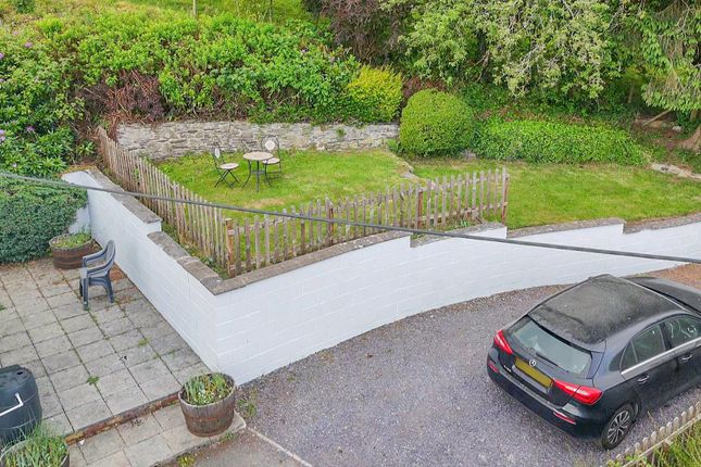 Parking And Gardens