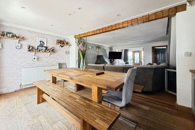 3 Stablefields Cottage Lane, Hastings photo 4