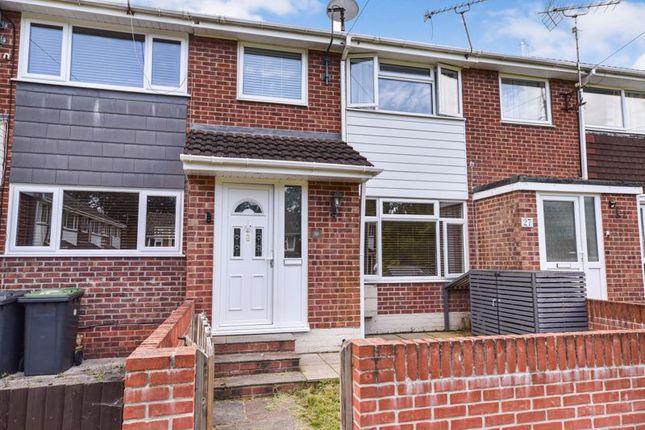 Thumbnail Terraced house for sale in Forest Close, Cowplain, Waterlooville