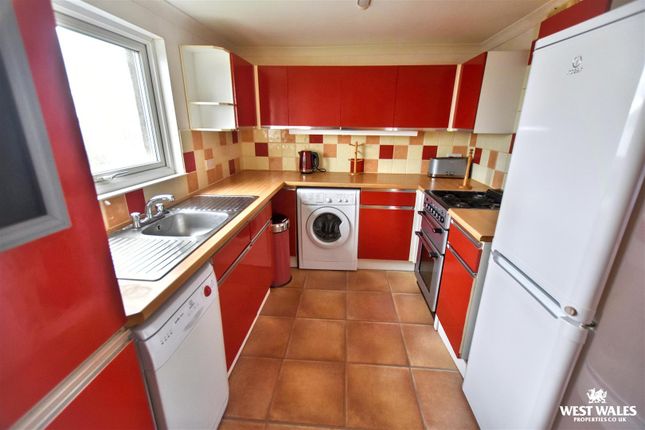 Claymore, St. Clements Road, Milford Haven photo 3