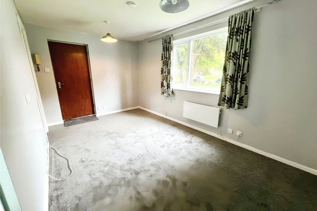 Weyhill Close, Wolverhampton photo 5