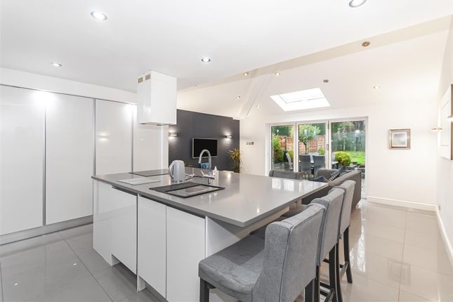 85, Turton Heights, Bolton photo 2