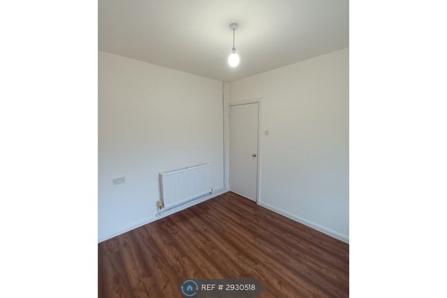 Flat, Hornsey Grove, Birmingham photo 4